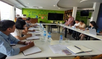 Ông Mai Thanh Thắng - Chủ tich Hội đồng họ Mai tỉnh Bình Định tham gia ý kiến tại cuộc họp - Ảnh do Sở Khoa học và Công nghệ cung cấp