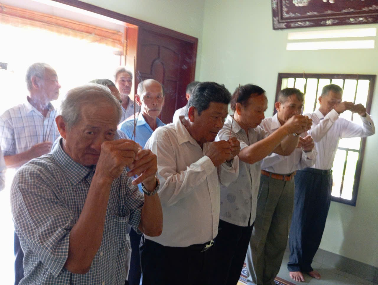 dang huong tuong niem tien nhan tai le hiep ky